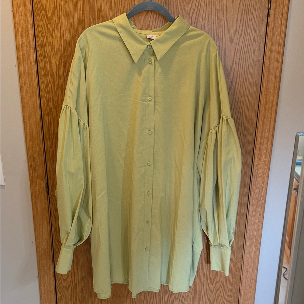 ASOS Light Green Casual Button-Down Shirt
